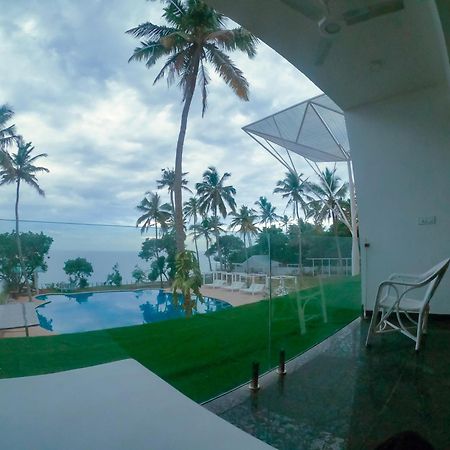 Elixir Cliff Beach Resort And Spa Varkala Eksteriør billede