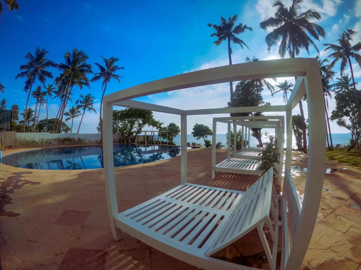 Elixir Cliff Beach Resort And Spa Varkala Eksteriør billede